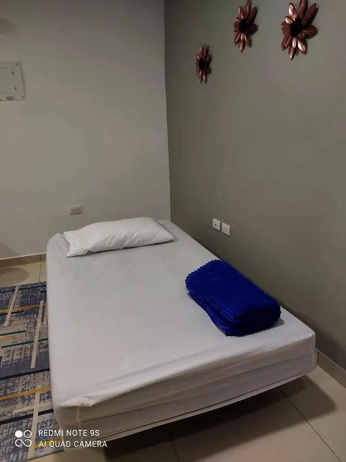 Loft Minimalista En Imbanaco, Con Agua Caliente Y Aa En Cali, Colombia Lejlighed 0*, Cali Colombia